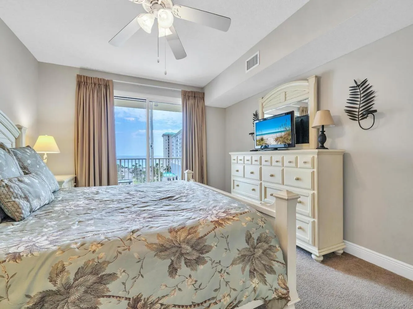 Ariel Dunes 607 Destin 0*,  United States